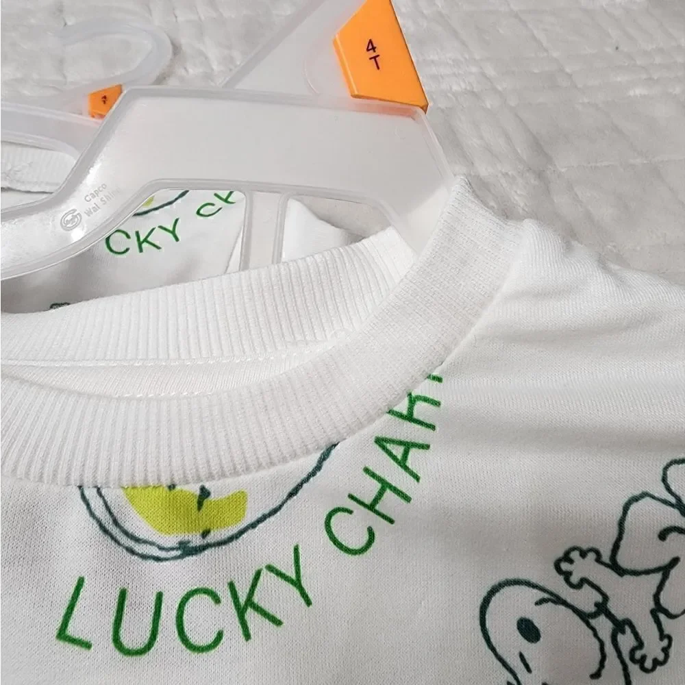 Peanuts nwt size